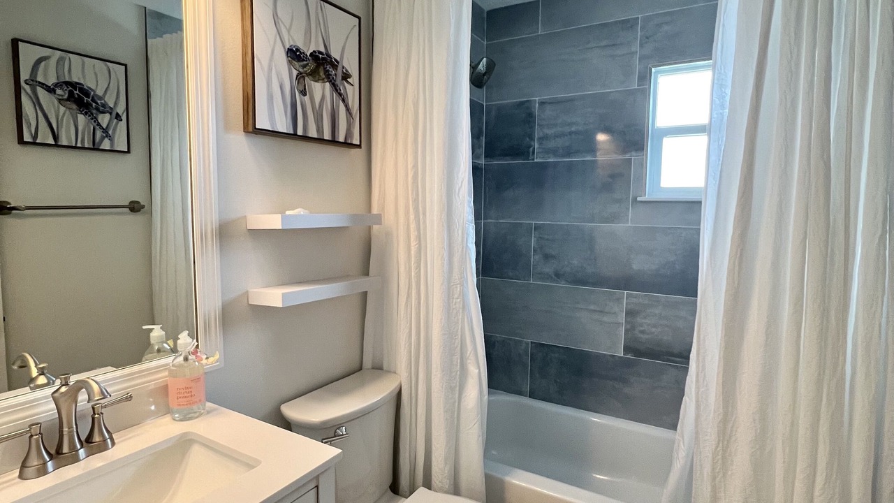 Photo of Bathroom in New Melbourne Beach
