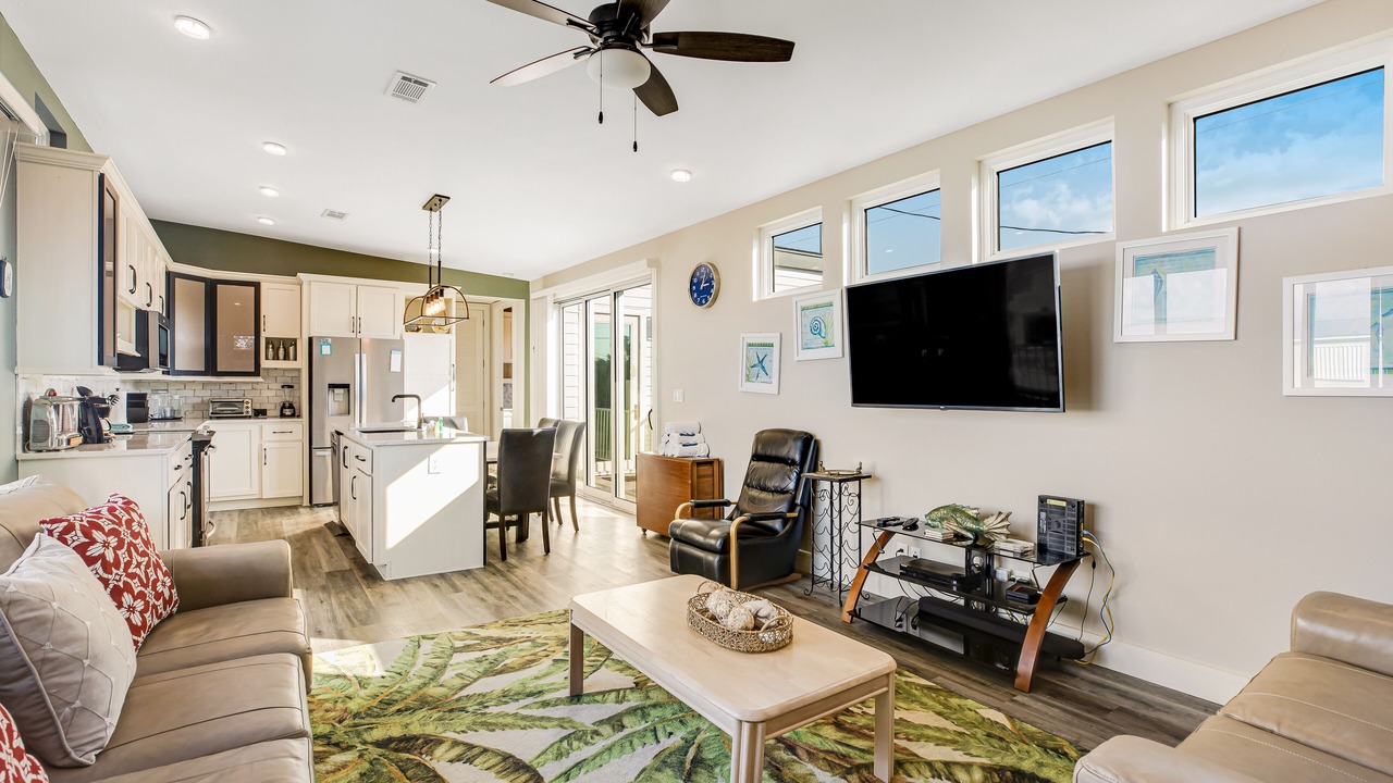 Photo of Livingroom in Doctor's Arm