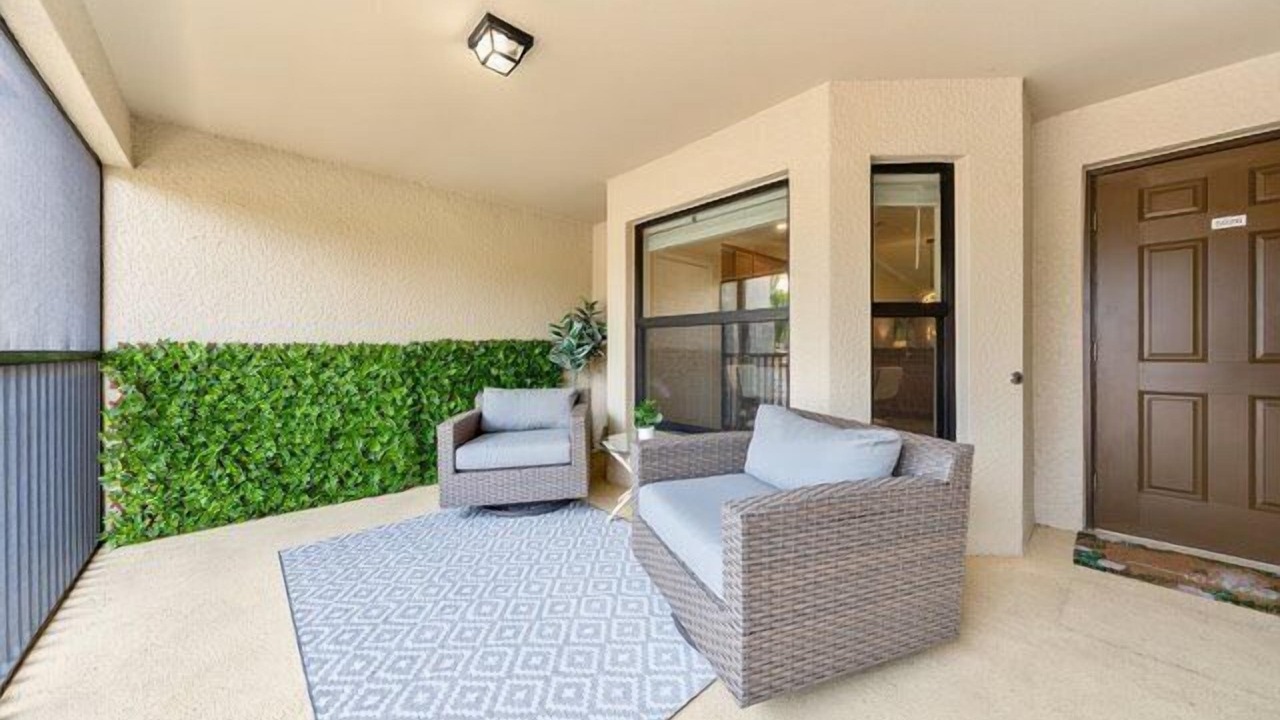 Photo of Outdoor in Naples