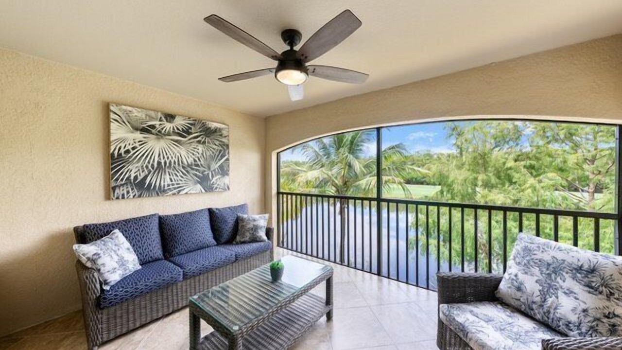 Photo of Outdoor in Naples