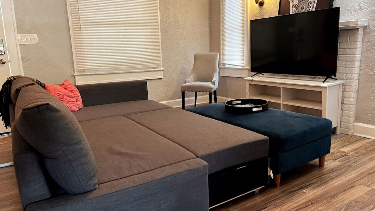 Photo of Livingroom in Bartlett Park