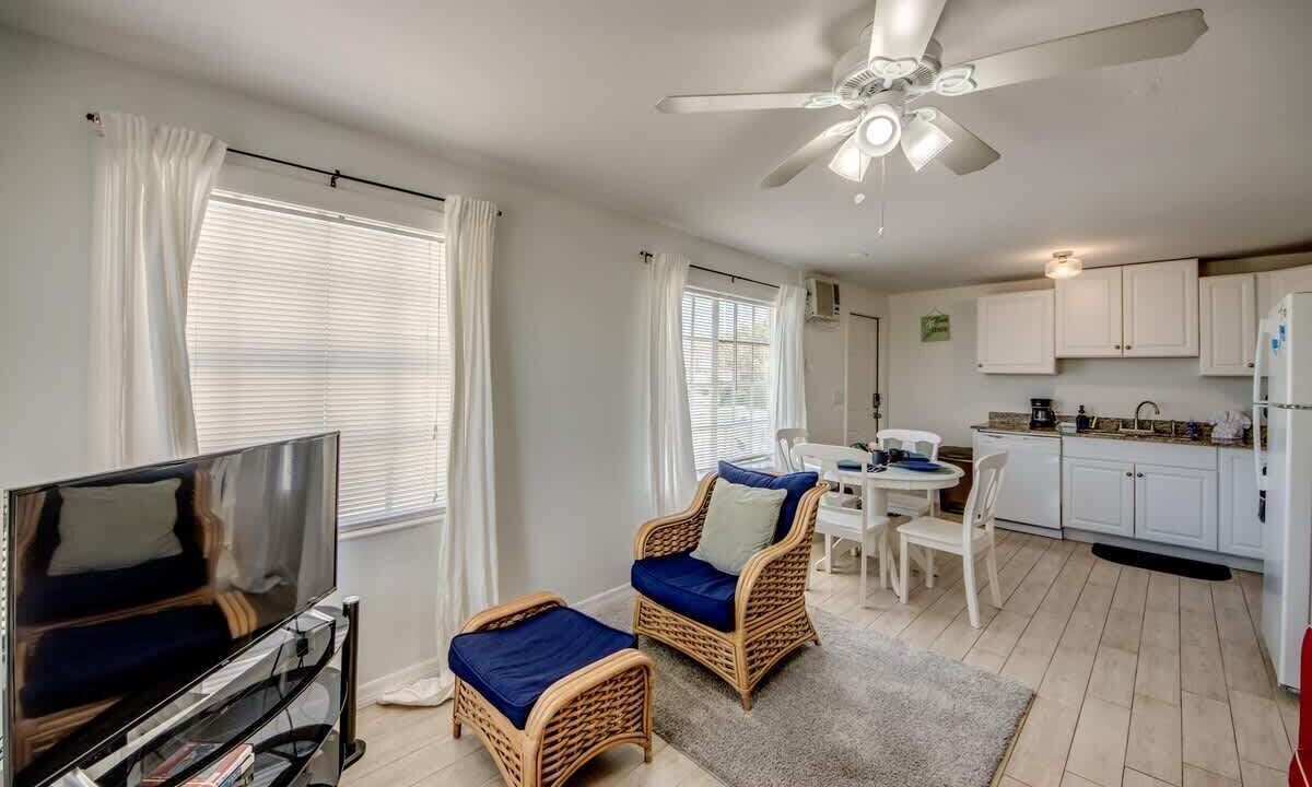 Photo of Livingroom in Fort Myers Beach