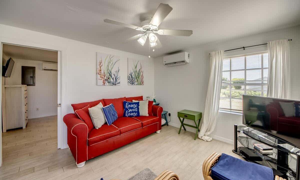 Photo of Livingroom in Fort Myers Beach