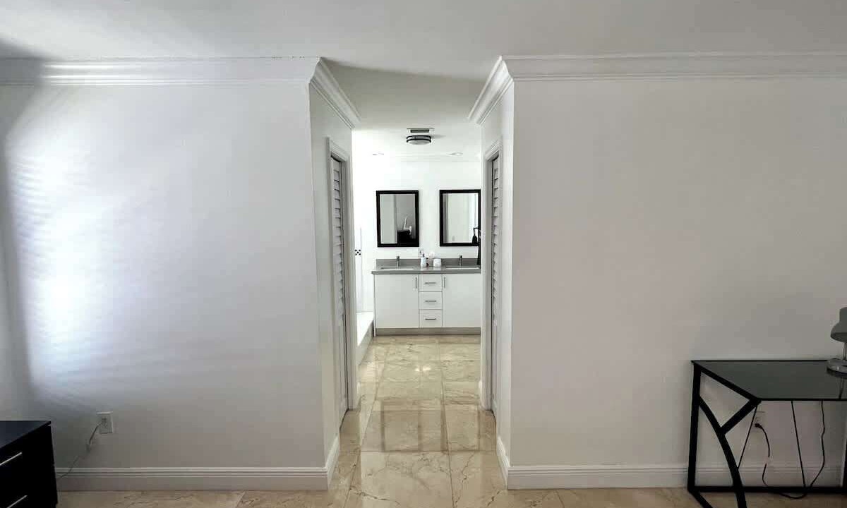 Photo of Bedroom in Tamiami