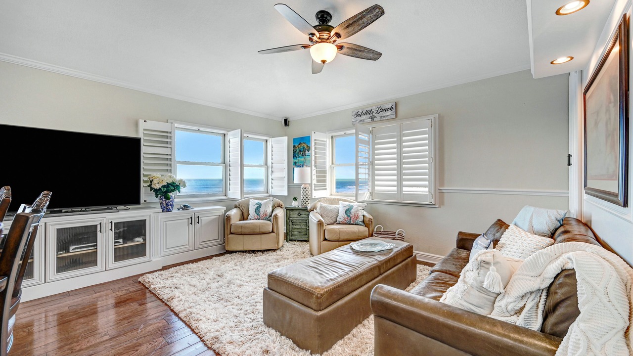 Photo of Livingroom in Satellite Beach