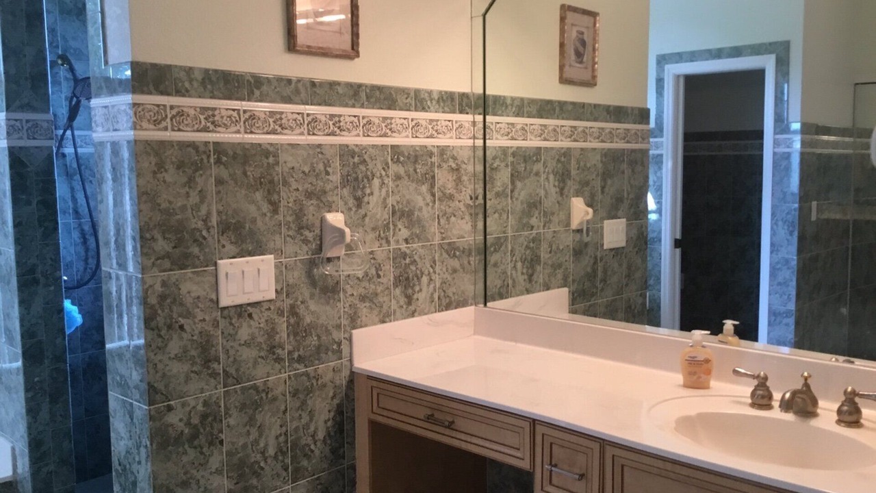 Photo of Bathroom in South Gulf Cove