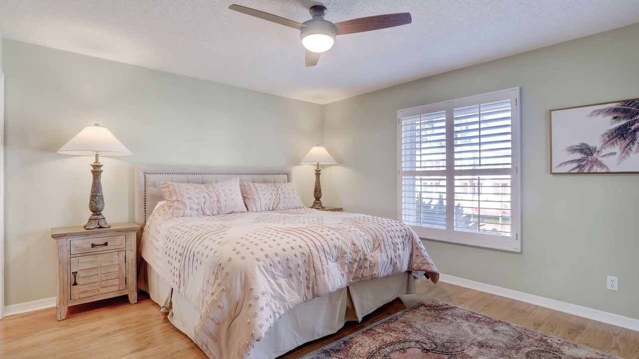 Photo of Bedroom in Royal Harbor