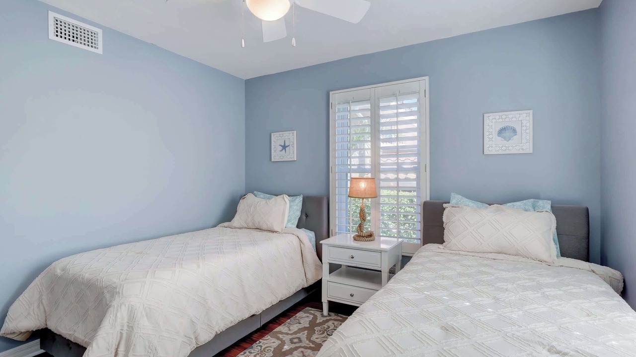 Photo of Bedroom in Royal Harbor