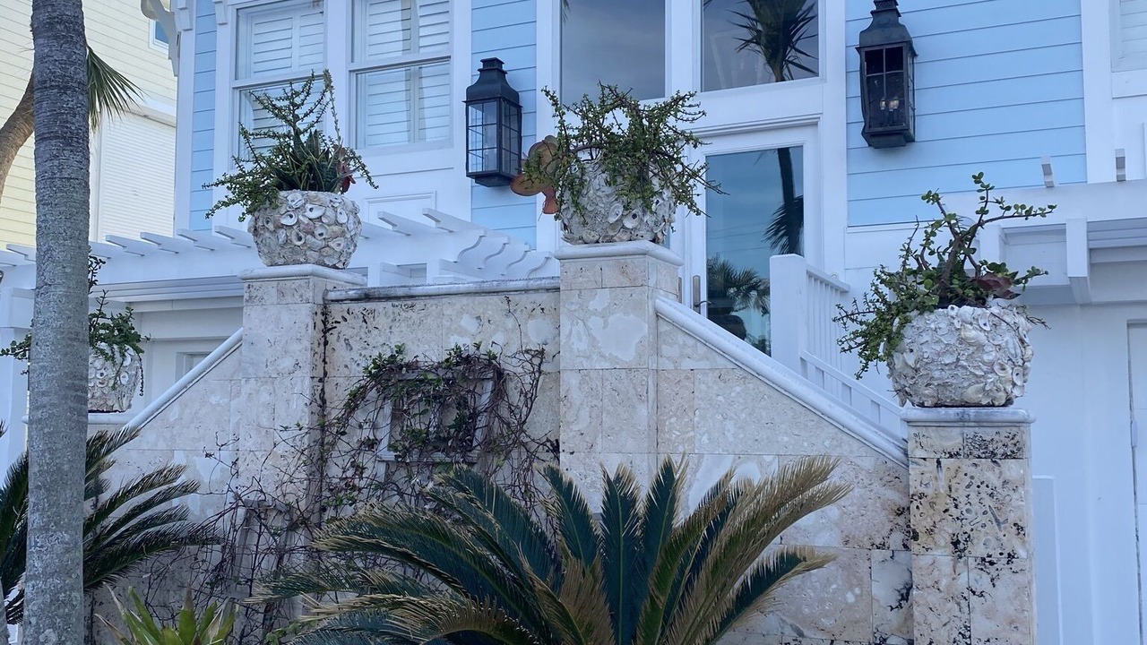 Photo of Outdoor in Golden Beach