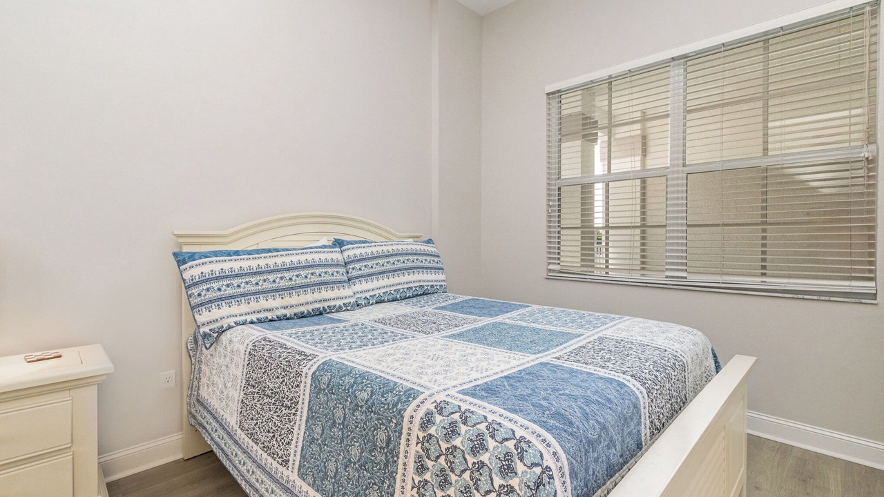 Photo of Bedroom in Bonita Shores