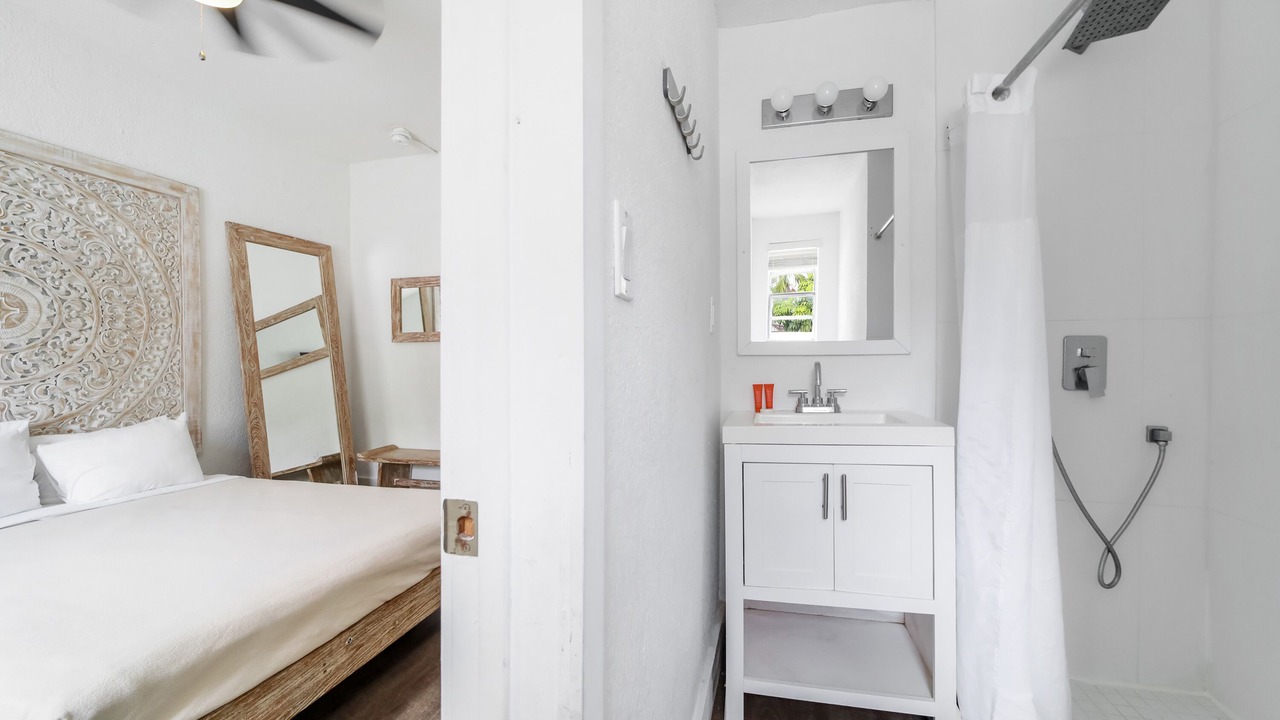 Photo of Bathroom in Northeast Miami
