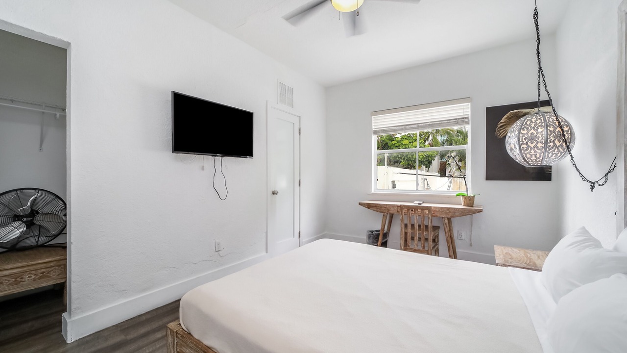 Photo of Bedroom in Northeast Miami