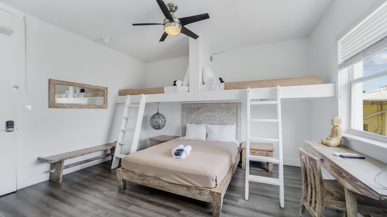 Photo of Bedroom in Northeast Miami