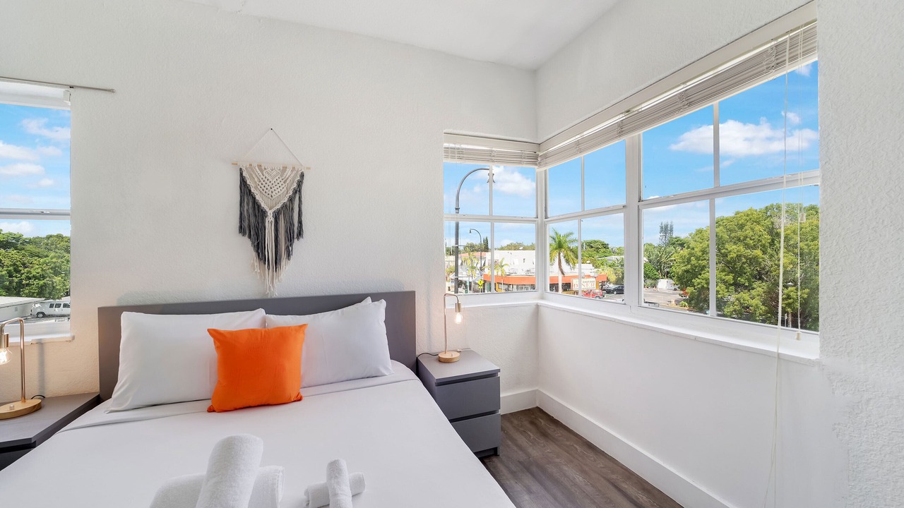Photo of Bedroom in Northeast Miami
