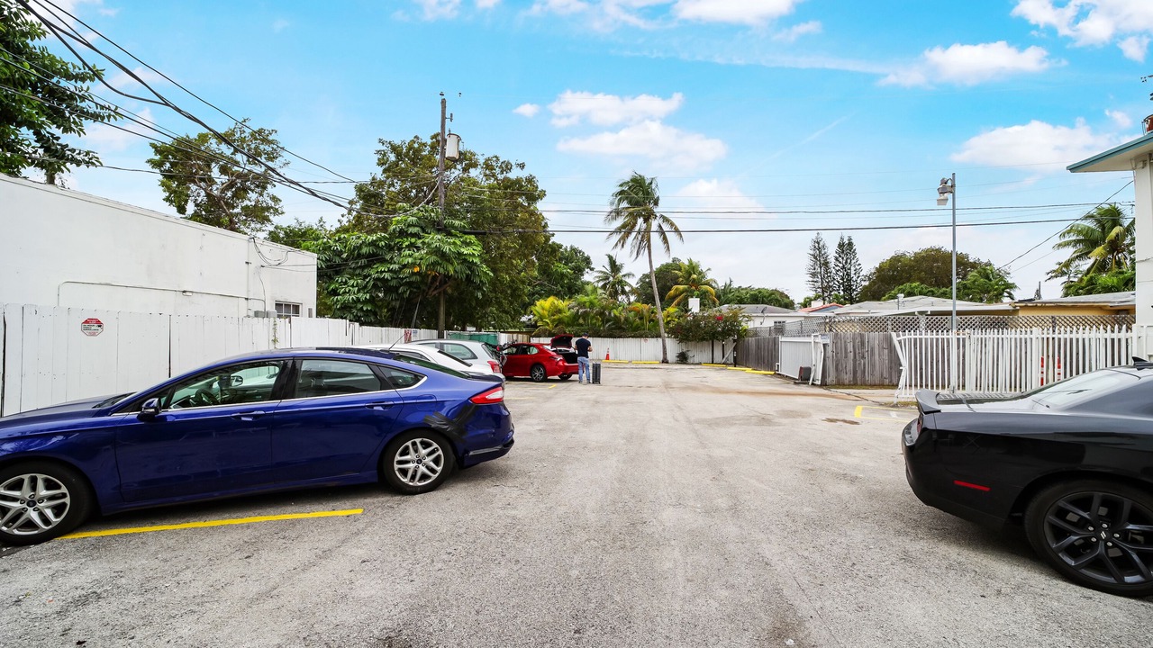 Photo of Outdoor in Northeast Miami