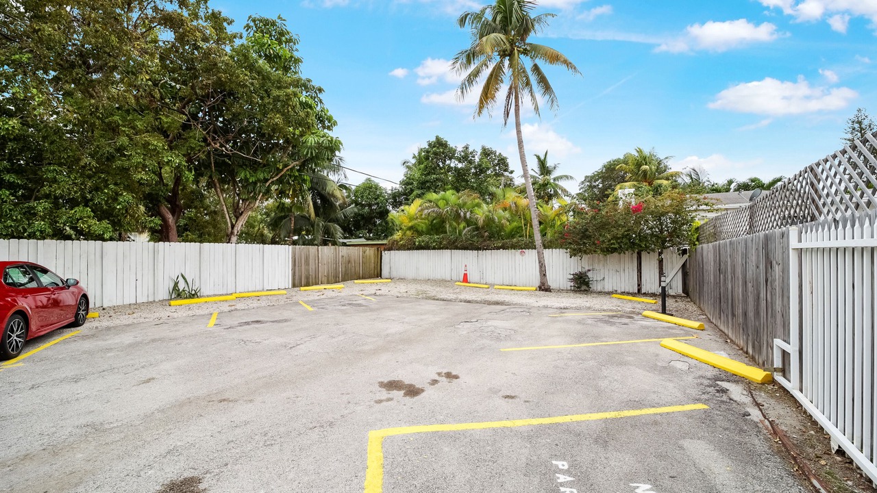 Photo of Outdoor in Northeast Miami