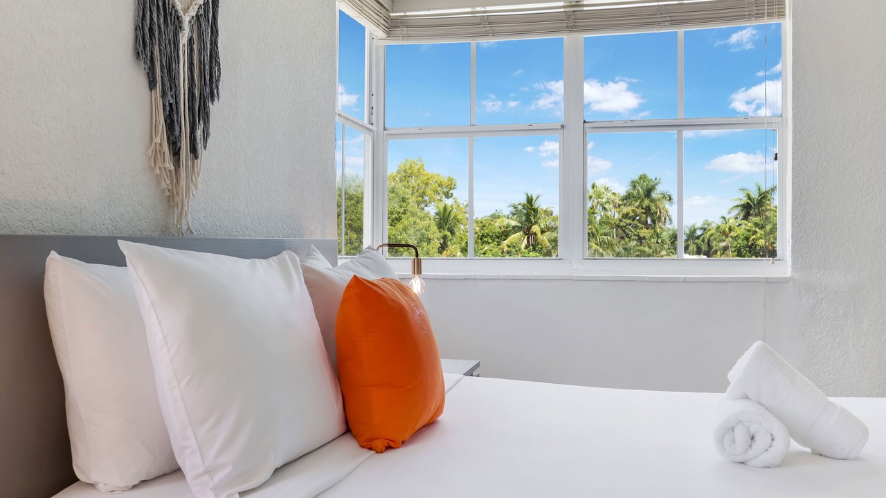 Photo of Bedroom in Northeast Miami
