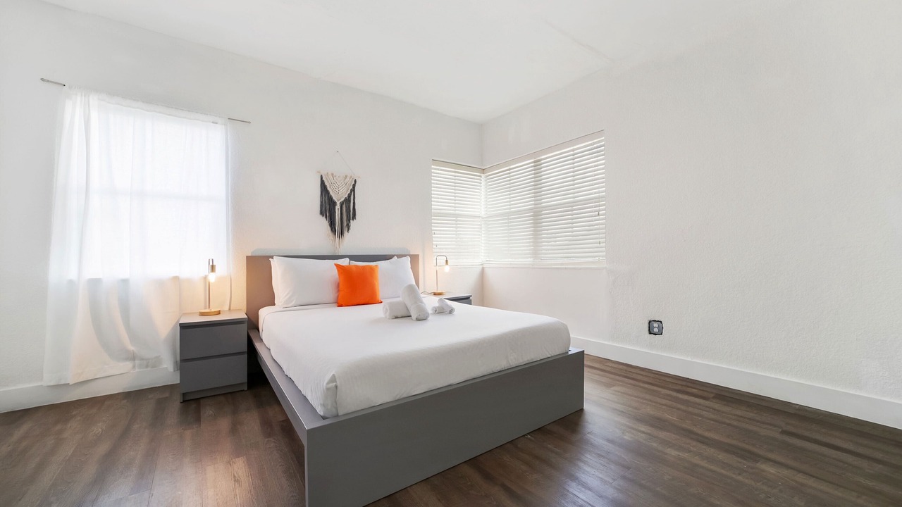 Photo of Bedroom in Northeast Miami