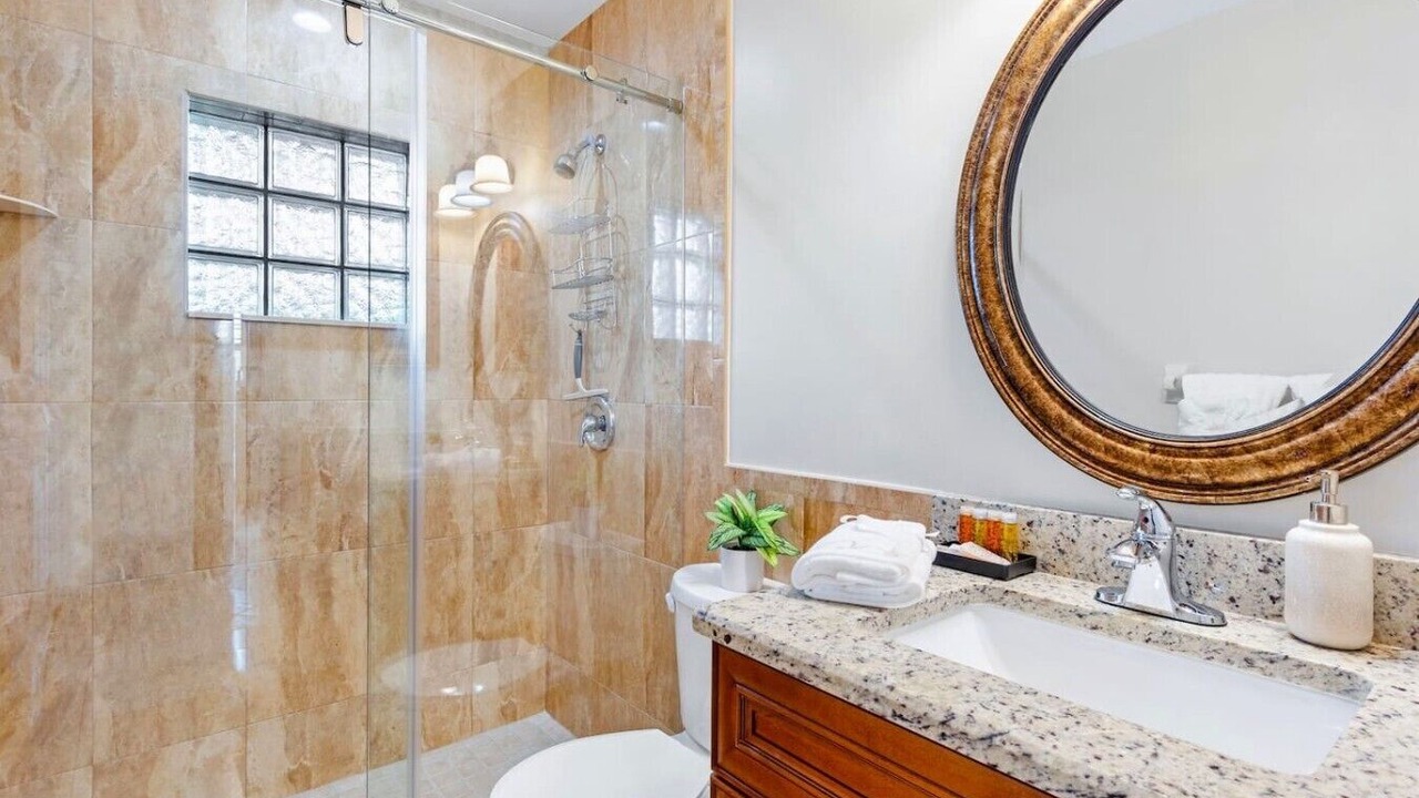 Photo of Bathroom in Naples Park