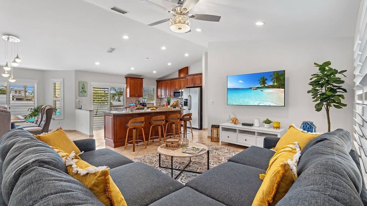 Photo of Livingroom in Naples Park