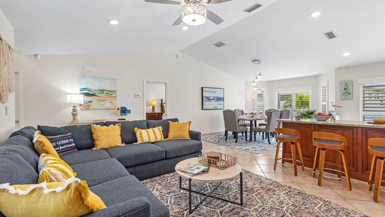 Photo of Livingroom in Naples Park