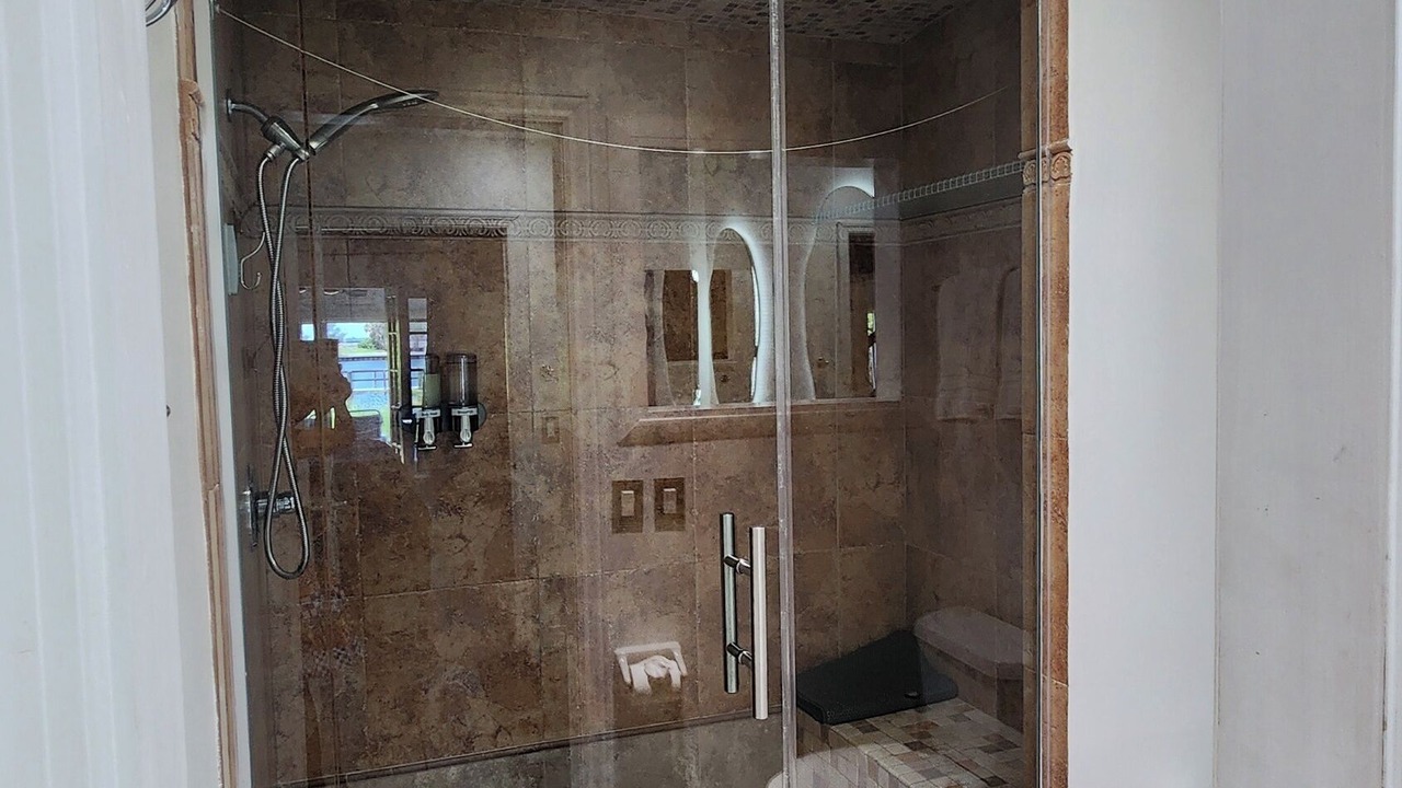 Photo of Bathroom in Jensen Beach