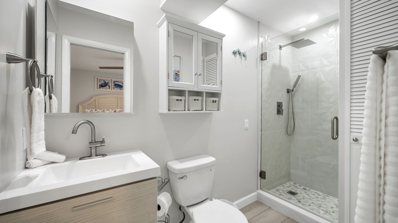 Photo of Bathroom in Englewood