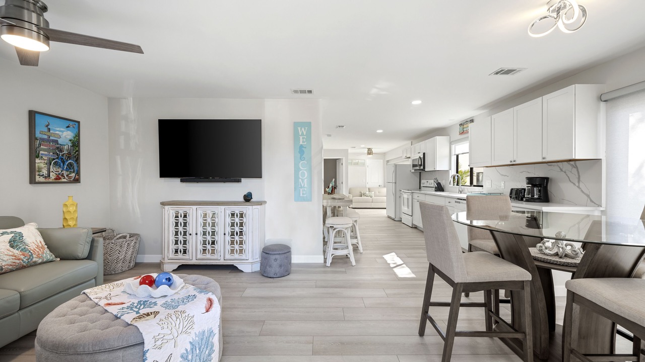 Photo of Livingroom in Englewood