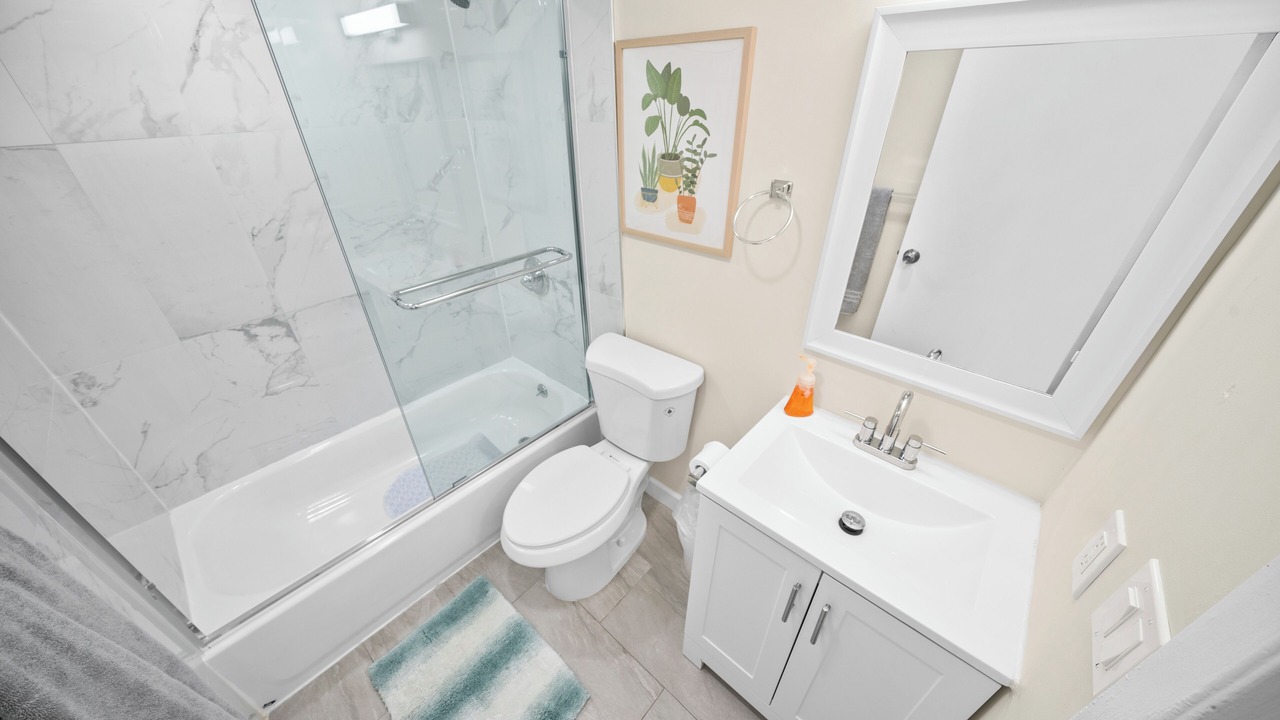 Photo of Bathroom in Jensen Beach