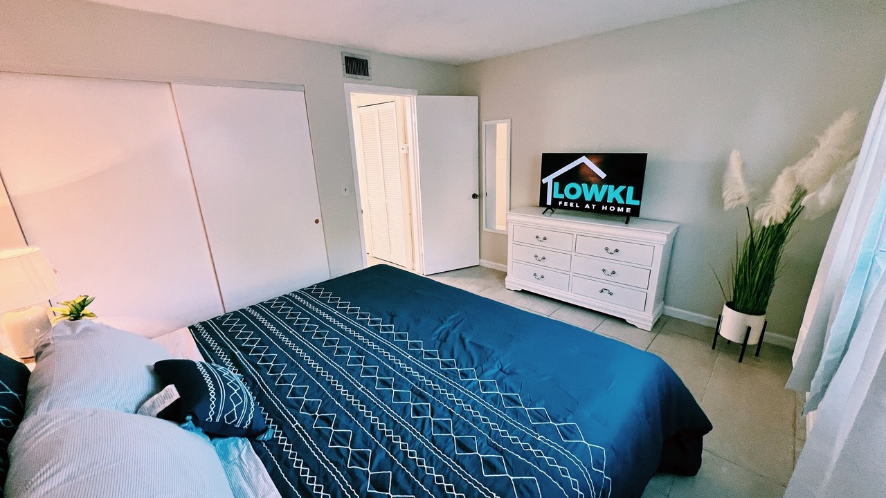 Photo of Bedroom in Jensen Beach