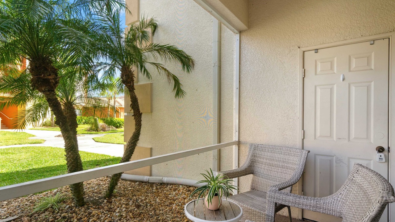 Photo of Outdoor in Jacarandas