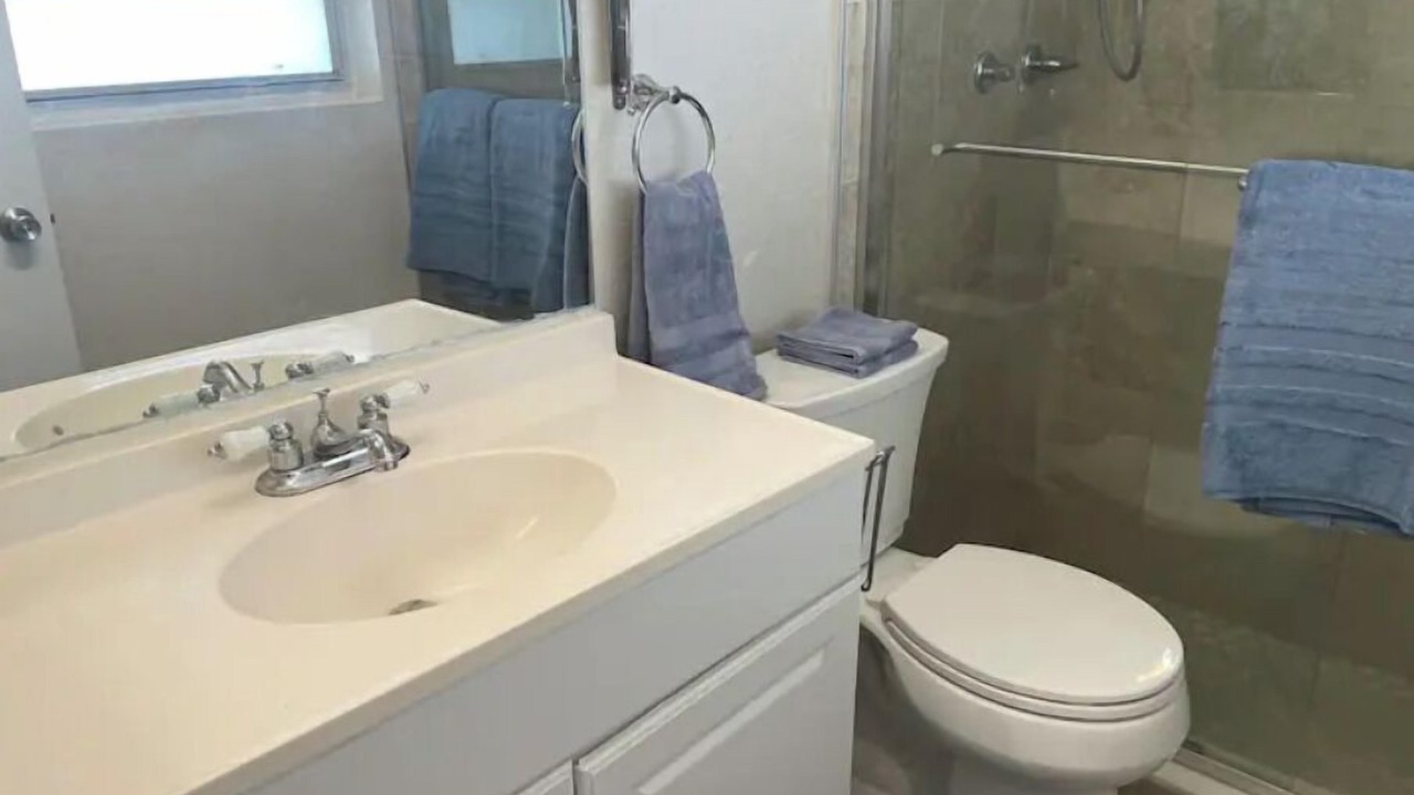 Photo of Bathroom in River Park