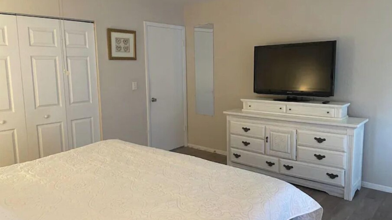 Photo of Bedroom in River Park