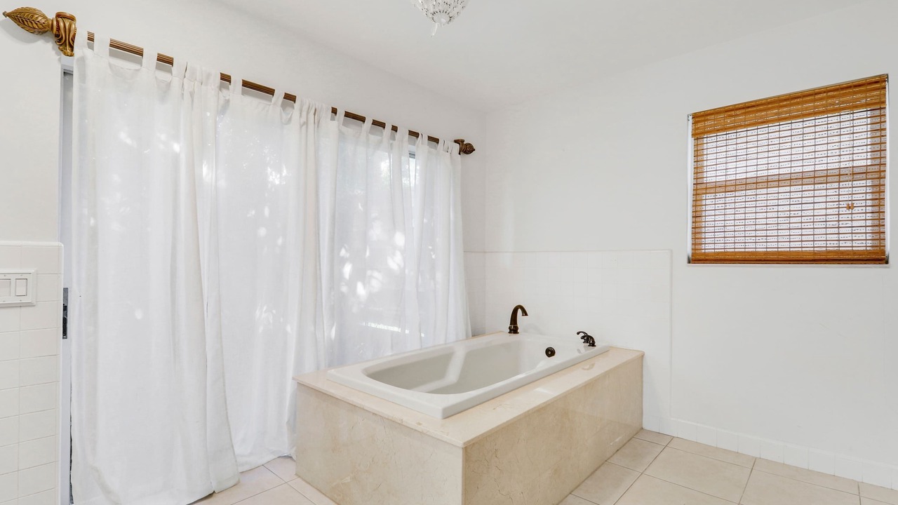 Photo of Bathroom in Singer Island