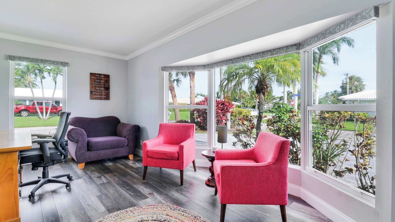 Photo of Livingroom in Singer Island