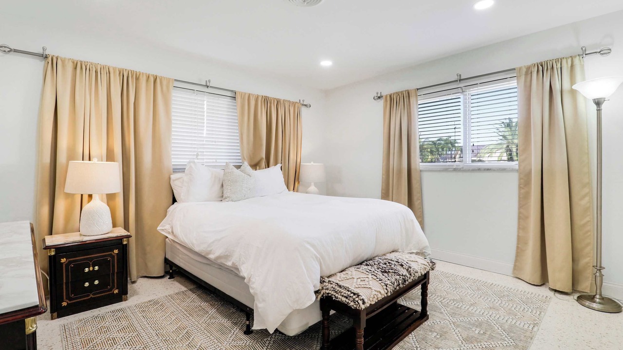 Photo of Bedroom in Singer Island