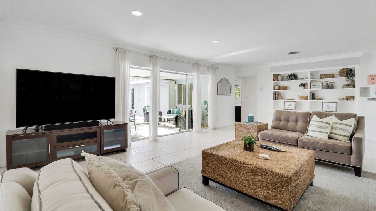 Photo of Livingroom in Singer Island