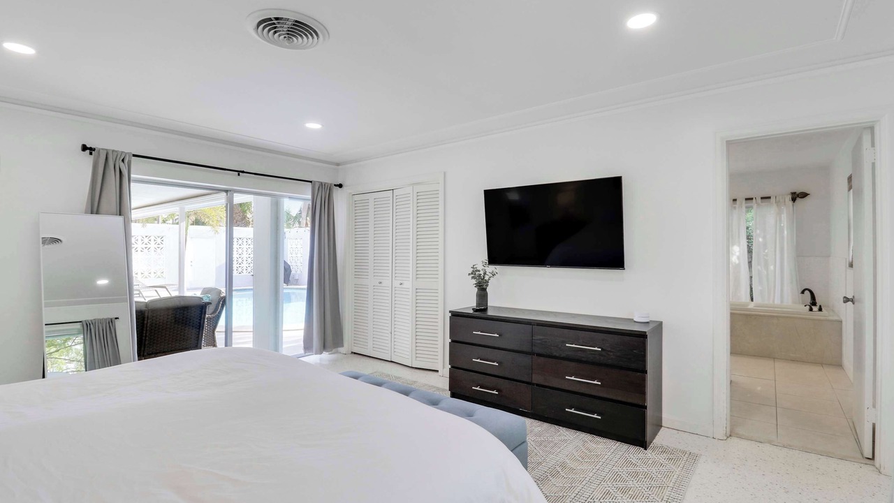 Photo of Bedroom in Singer Island