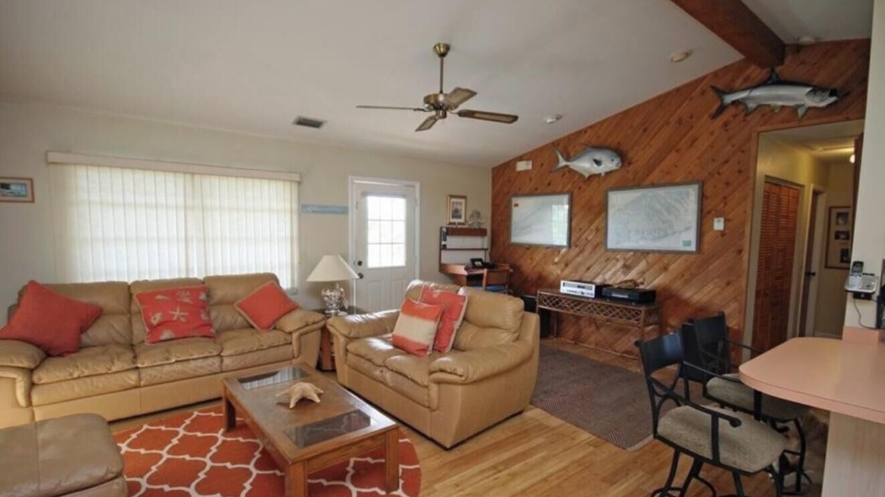 Photo of Livingroom in Port Pine Heights
