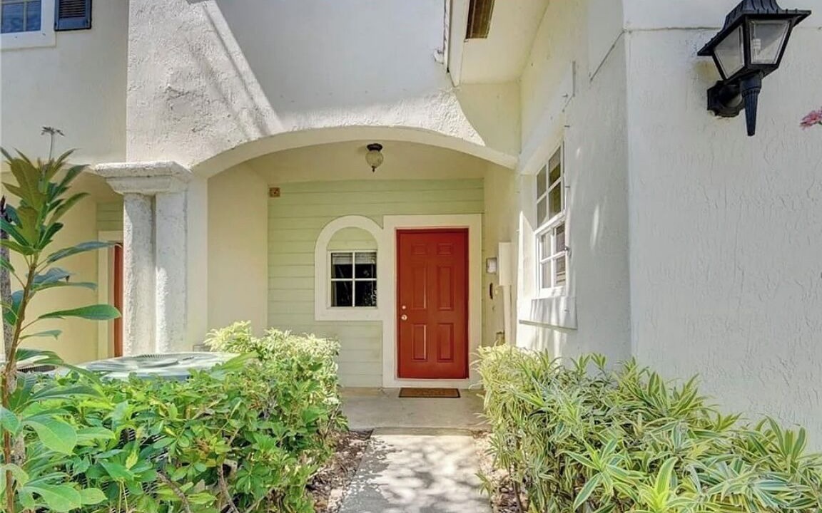 Photo of Outdoor in Lake Worth Corridor