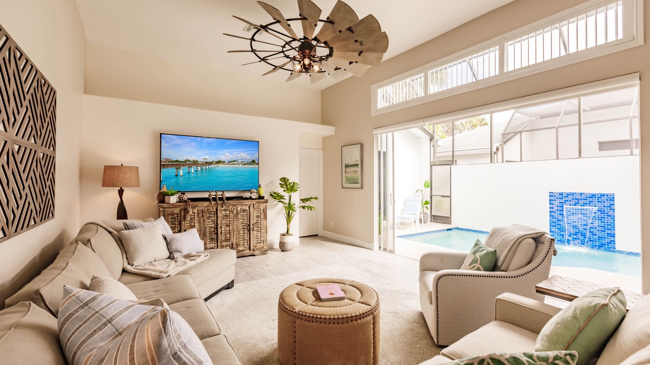 Photo of Livingroom in North Naples