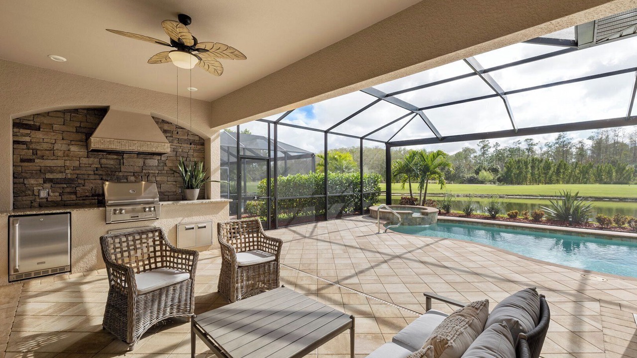 Photo of Outdoor in Naples