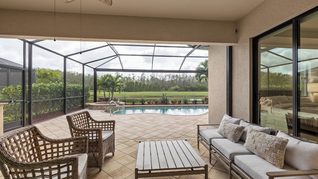 Photo of Outdoor in Naples