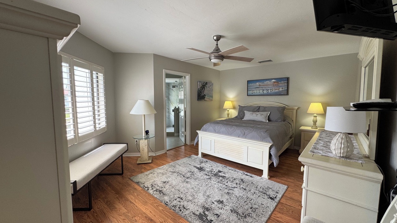 Photo of Bedroom in North Naples