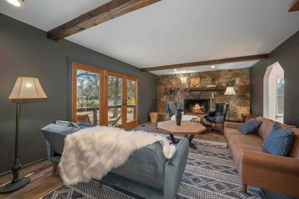 Photo of Livingroom in Tryon