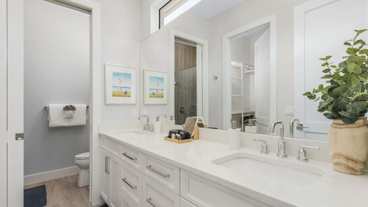 Photo of Bathroom in Naples Park
