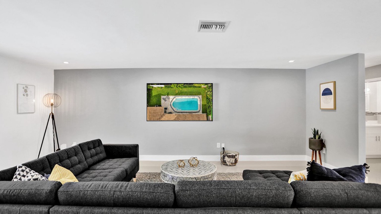 Photo of Livingroom in Highland Lakes