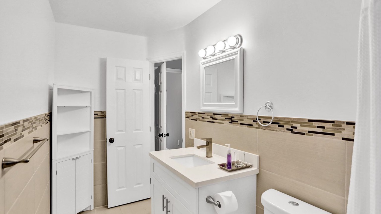 Photo of Bathroom in Highland Lakes