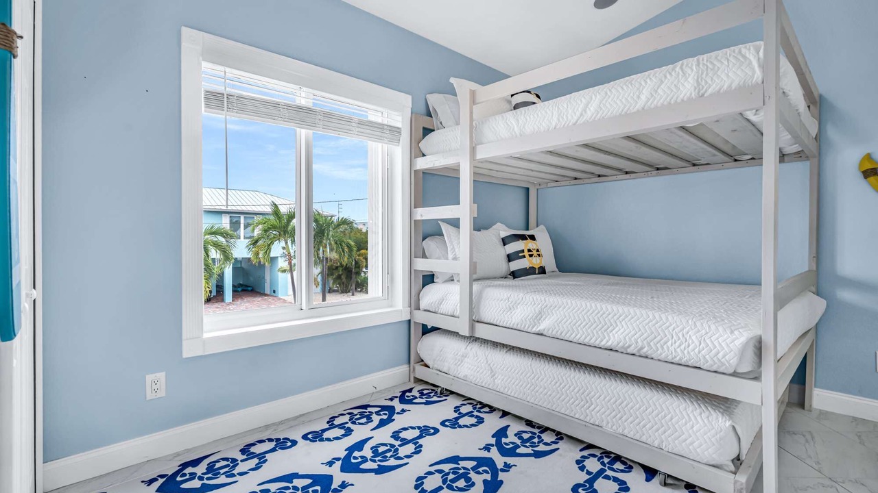 Photo of Bedroom in Marathon