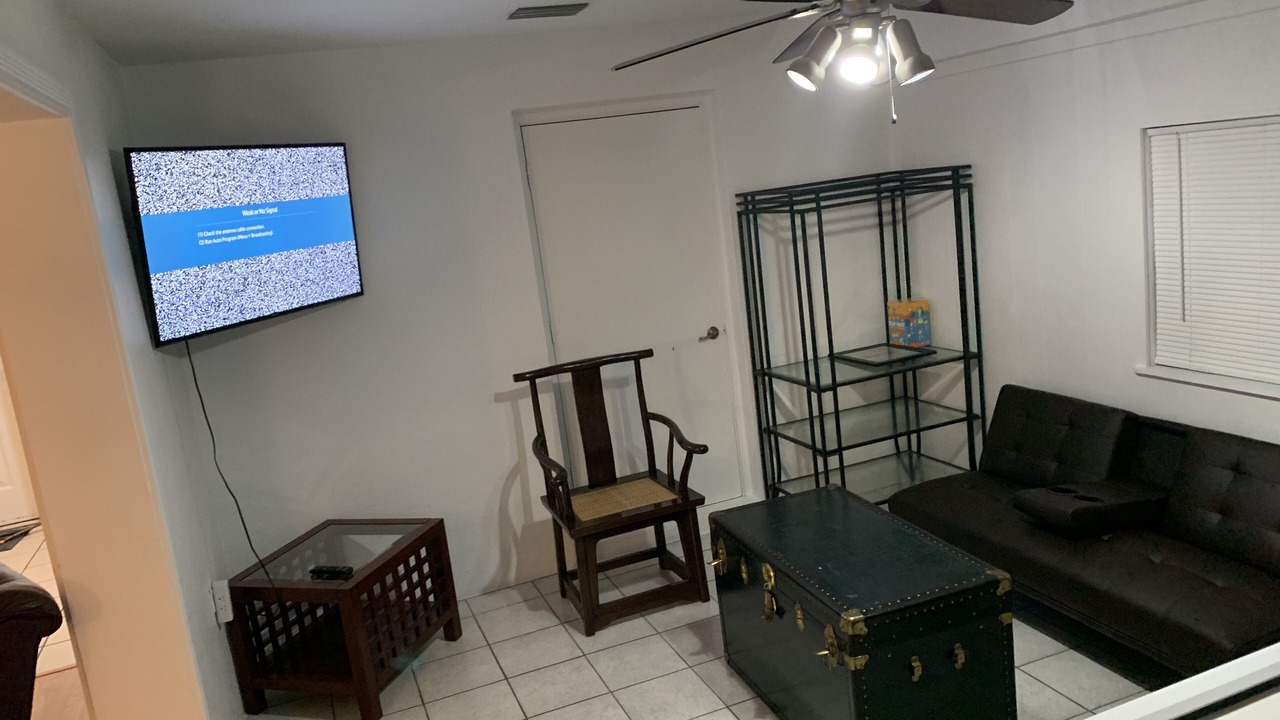 Photo of Bedroom in Okeechobee